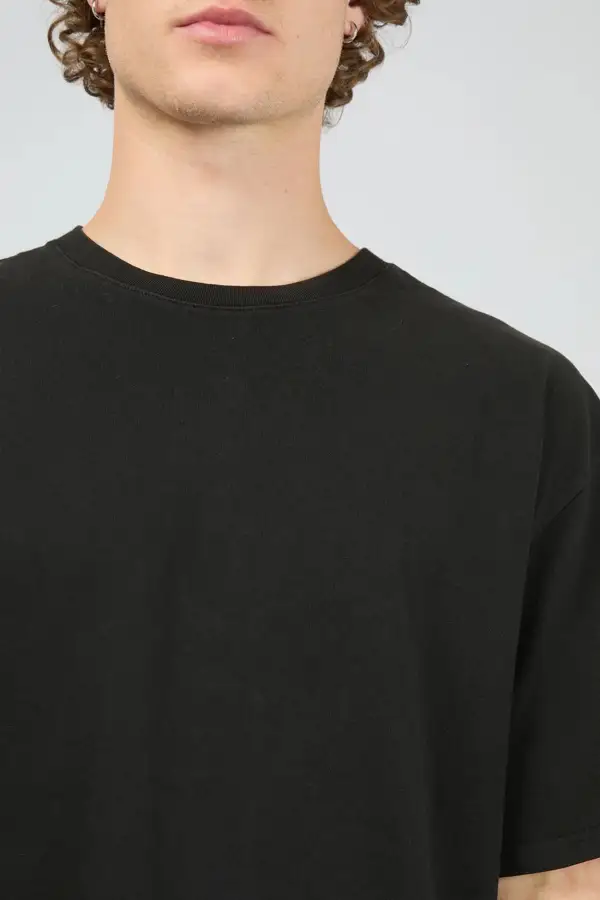 Relaxed Fit Statement Casual Tee