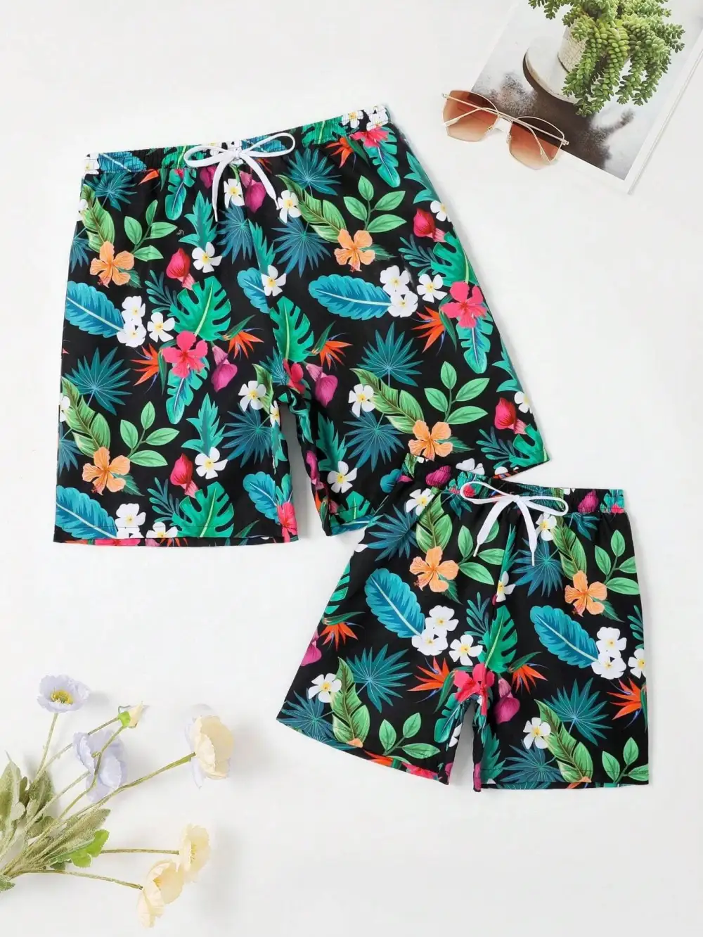 Men's Lined Tropical Print Swim Trunks