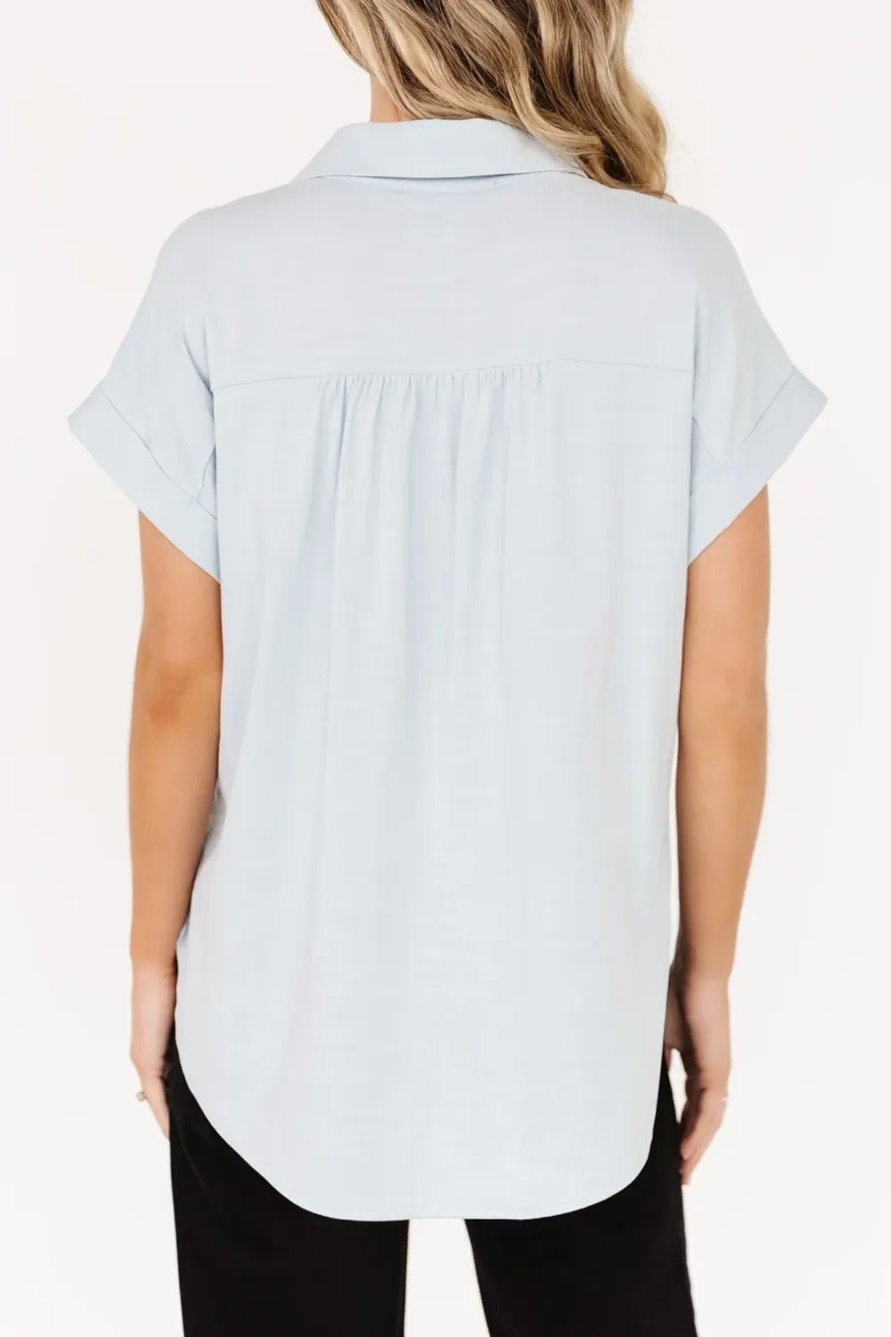 Simple And Comfortable Breathable Shirt