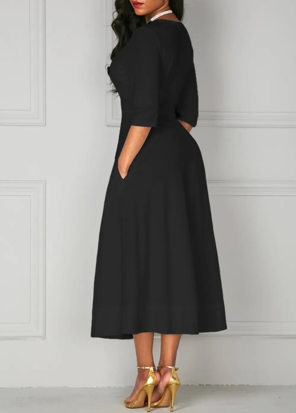 Pocket Design Black V Neck Half Sleeve Dress