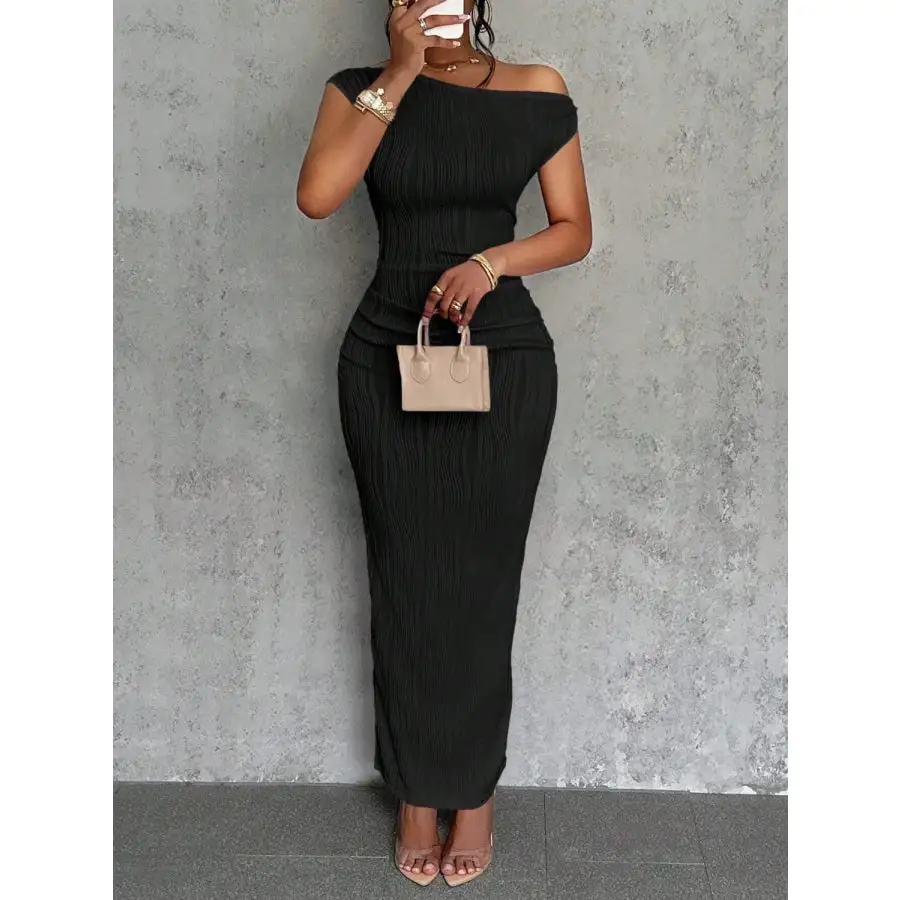 Textured Single Shoulder Maxi Dress