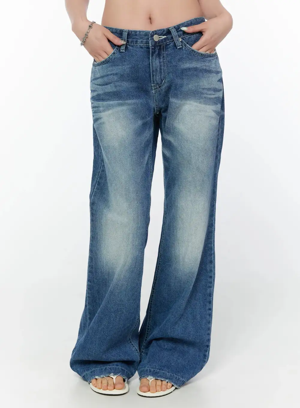 Classic Wide Leg Jeans
