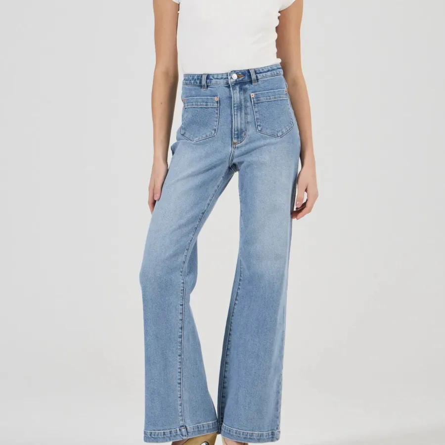 Women's Textured Classic Jeans