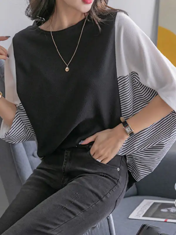 Batwing Sleeve Relaxed Contrast Panel Detail Round Neck T-Shirt
