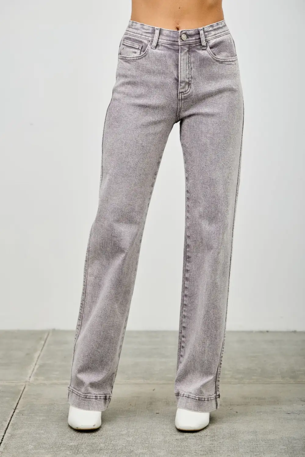 Relaxed High-Rise Slim-Fit Pocketed Stretch Wide Straight Jeans