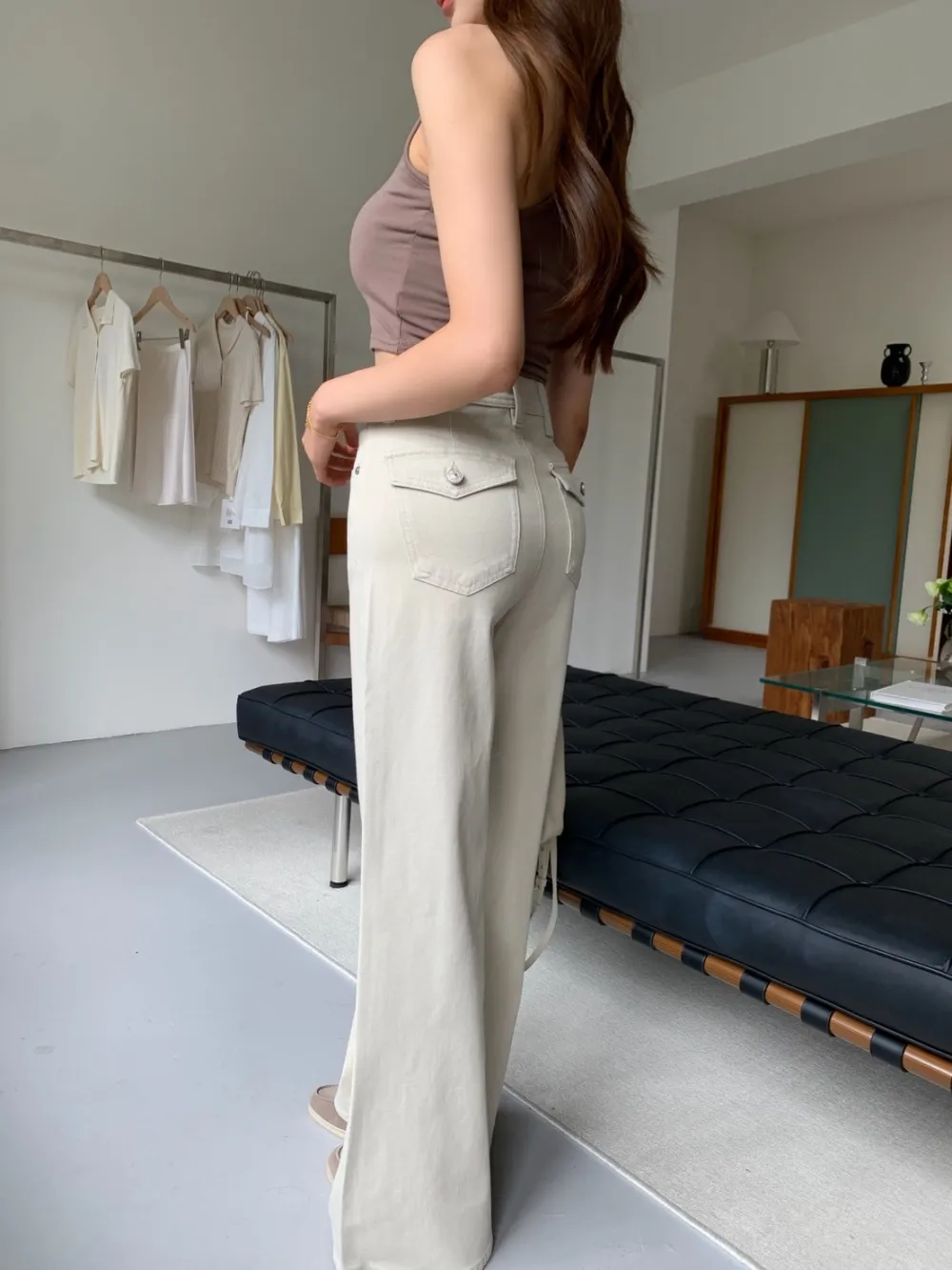 Curved Fit Straight Wide Jeans