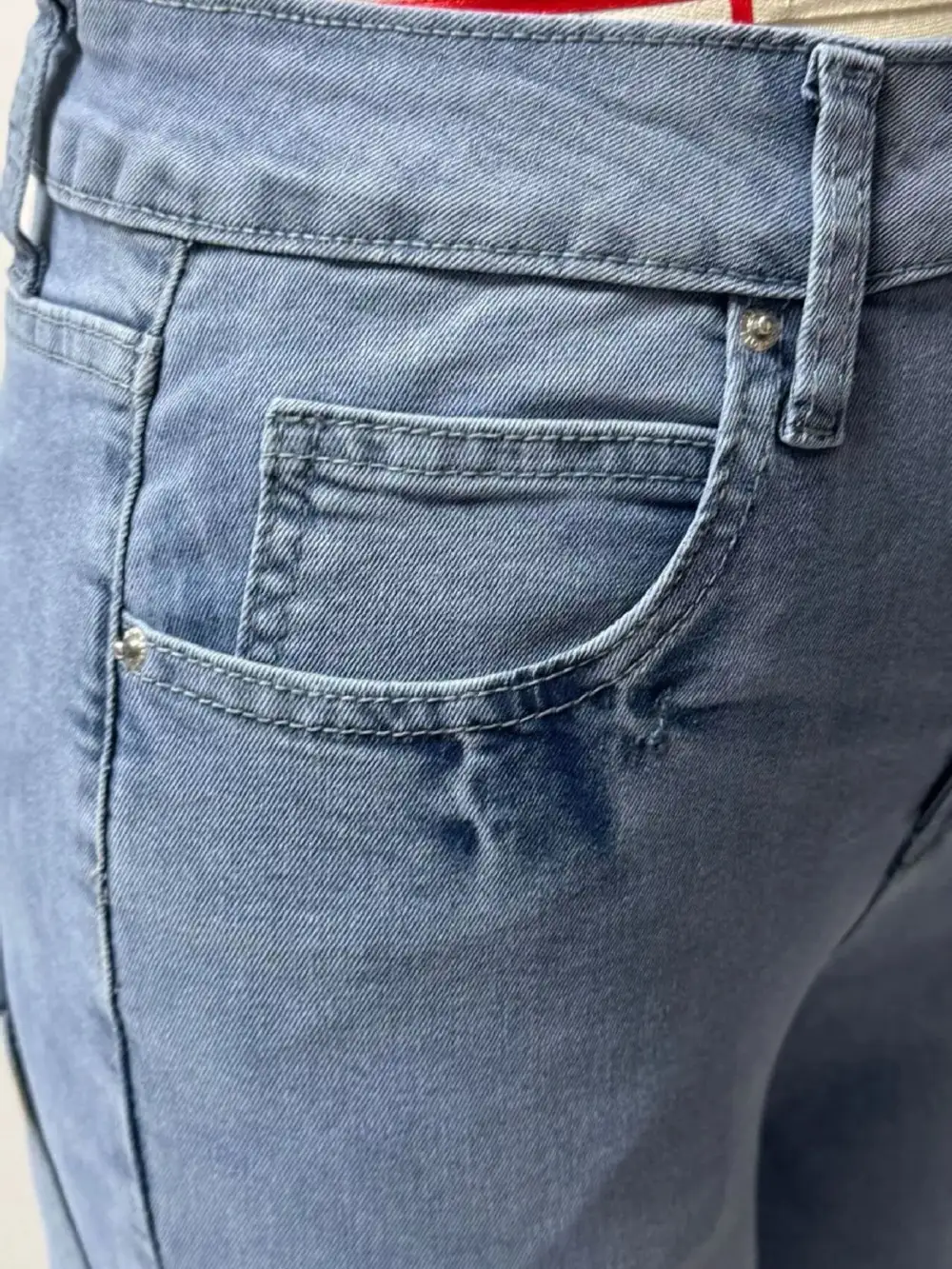 Sharp Wide Leg Washed Denim Jeans