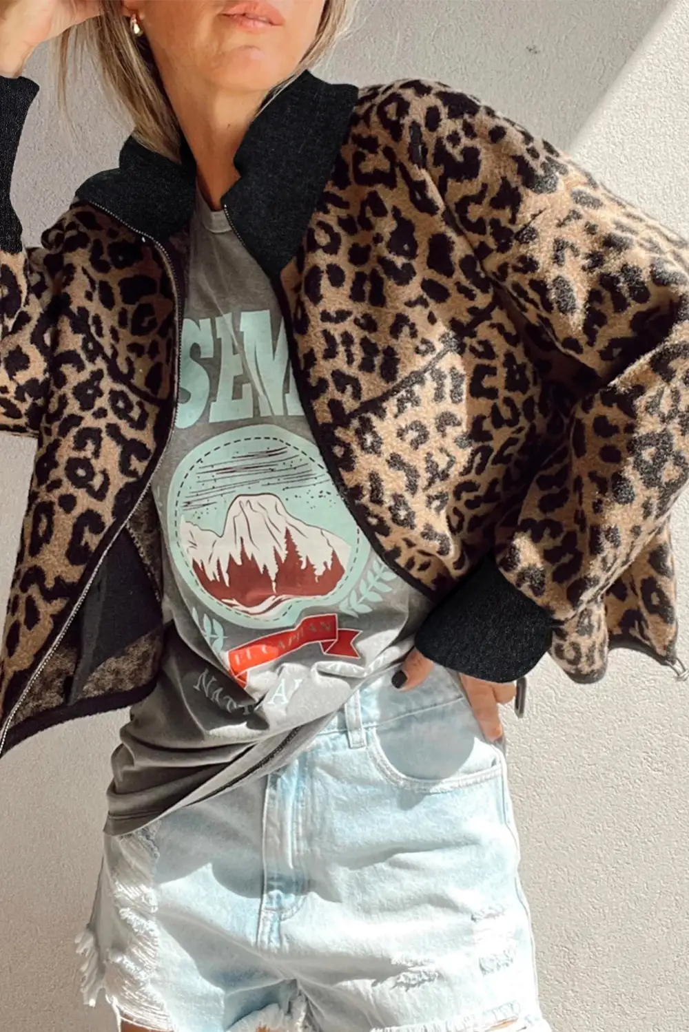 Leopard Print Zip-Up Stand Neck Side Pocket Jacket