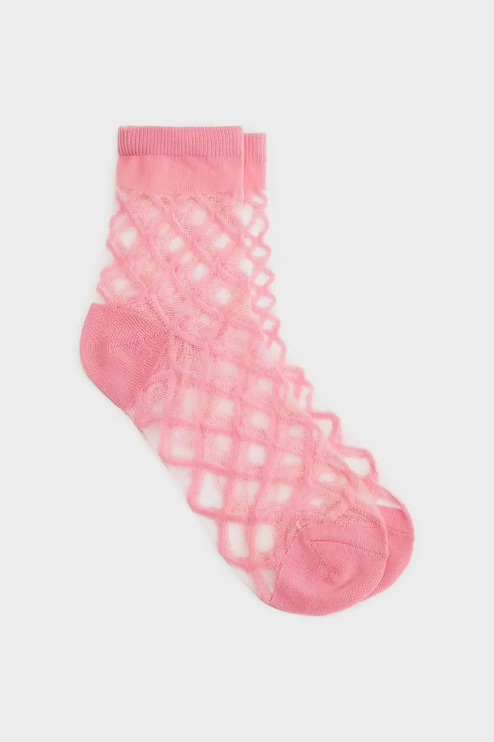 Relaxed Sheer Criss Cross Socks