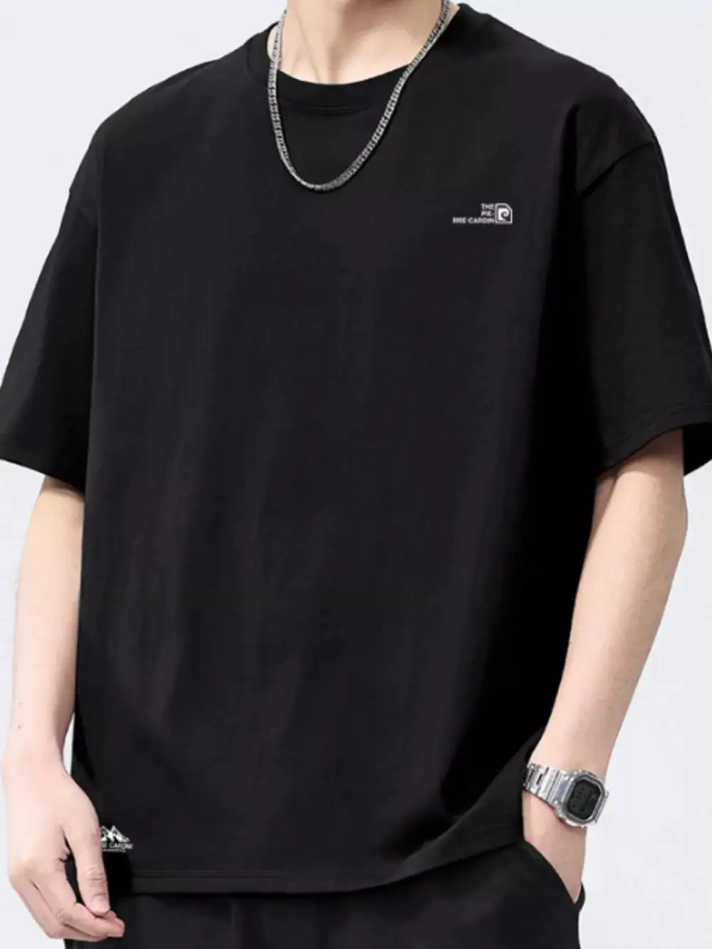 Clean Look Round Neck Short Sleeve T-Shirt