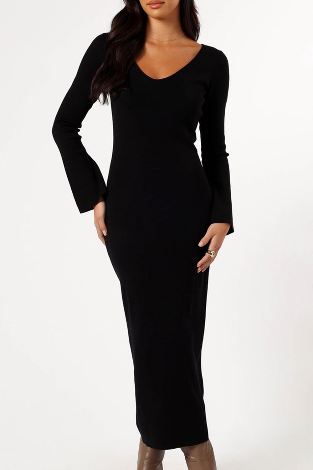 V-NECK LONG SLEEVE BLACK MIDI DRESS