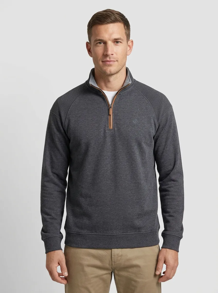 Men's Classic Minimalist Panelled Textured Raglan Embroidered Emblem Quarter-Zip Sweatshirt