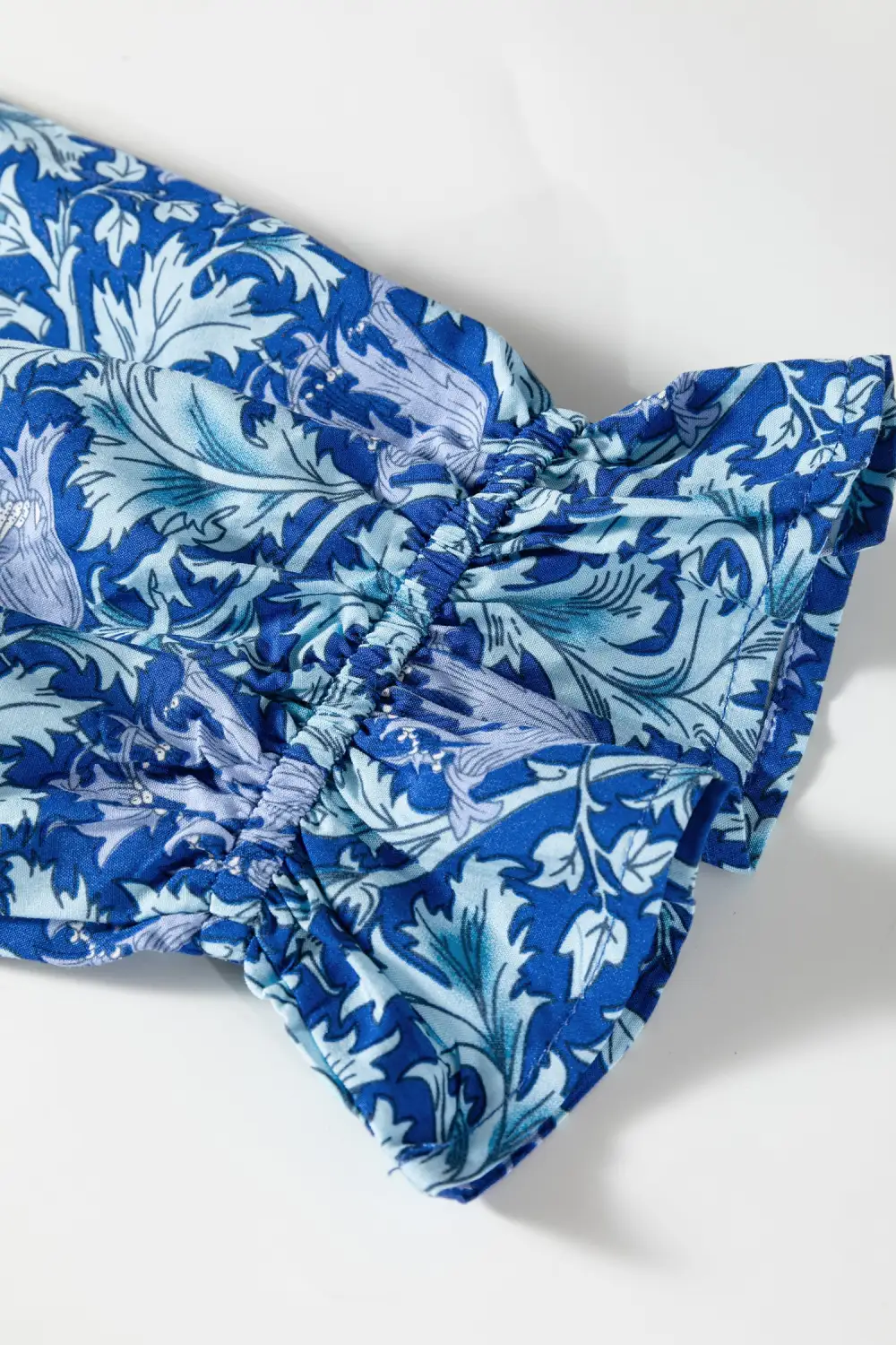Lightweight Feel Floral Printed V Neck Dress