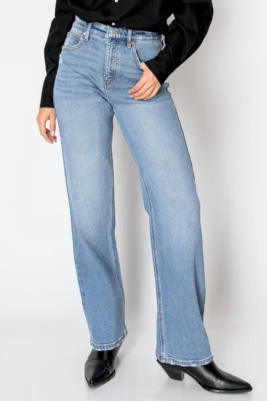 Weekend High Rise Straight Leg Stretch Denim Jeans