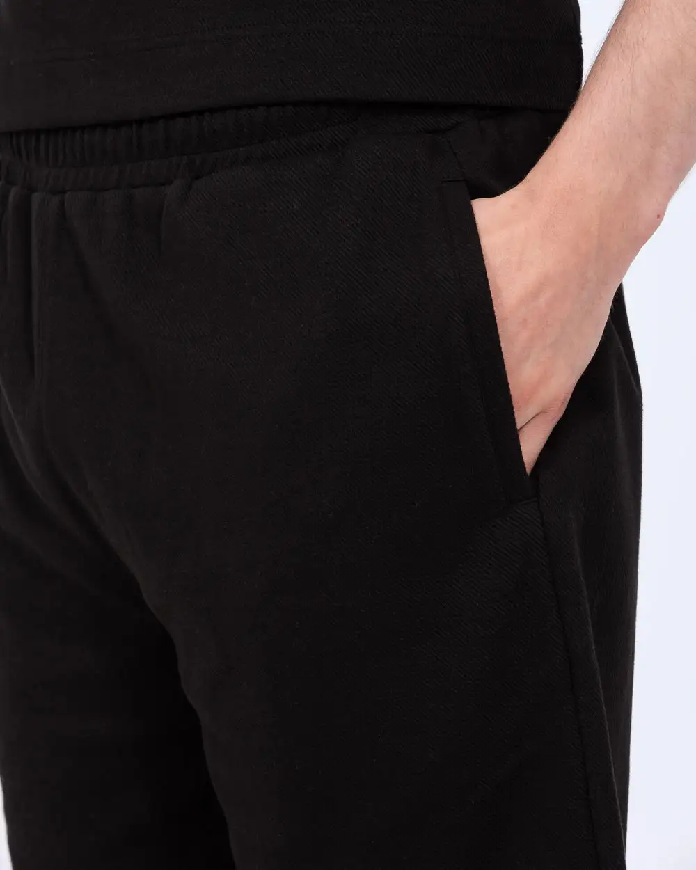 Refined Textured Drawstring Shorts