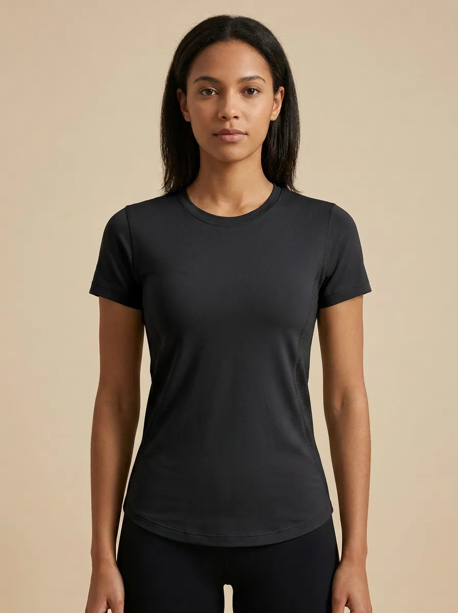 Women's Mesh-Side Curved-Hem Performance T-Shirt