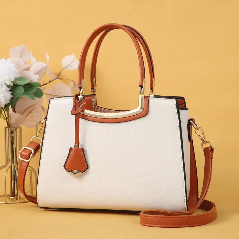 Structured Minimal Crossbody Bag