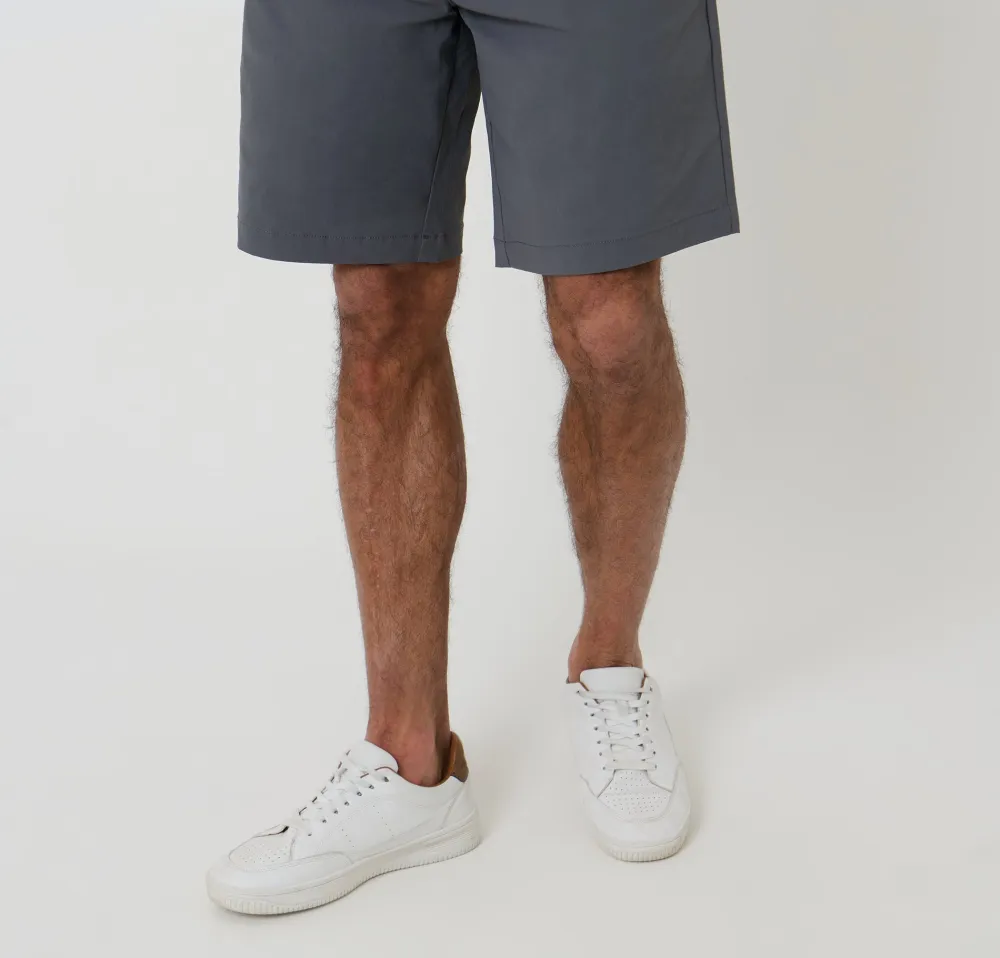 Men's Charcoal Gray Regular-Fit Elastic-Waist Stretch Chino Shorts