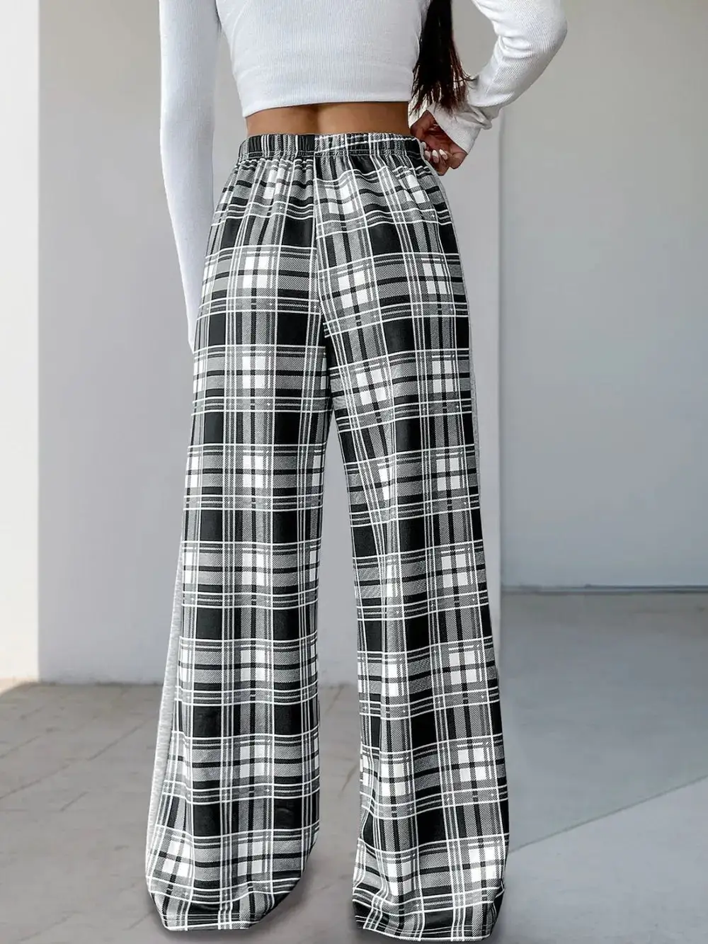 Modern Wide Leg Drawstring Pants