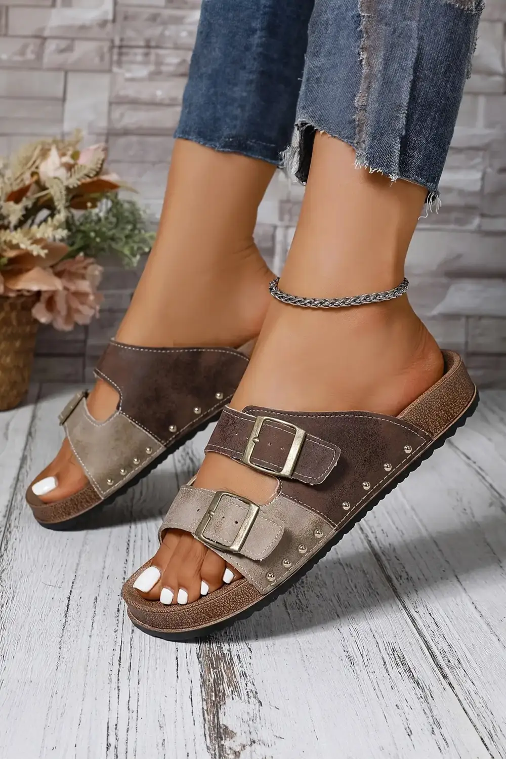 Leopard Buckle Strap Suede Sandals