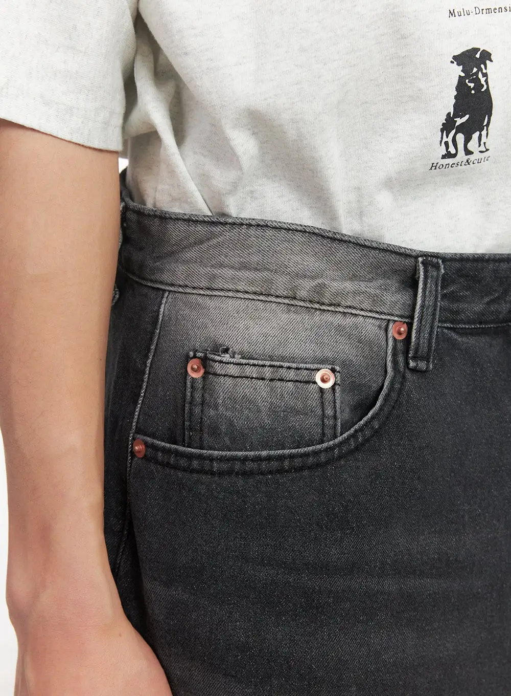 Men's Wide-Fit Washed Denim Shorts
