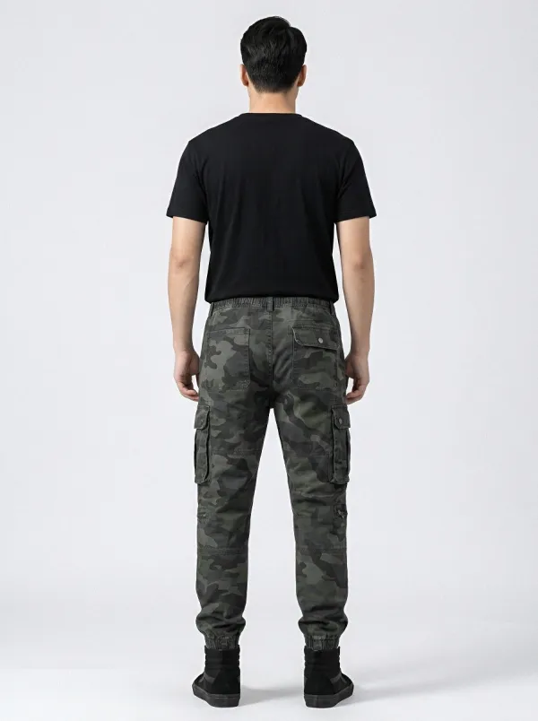 Combat-Inspired Camouflage Camouflage Cargo Pants