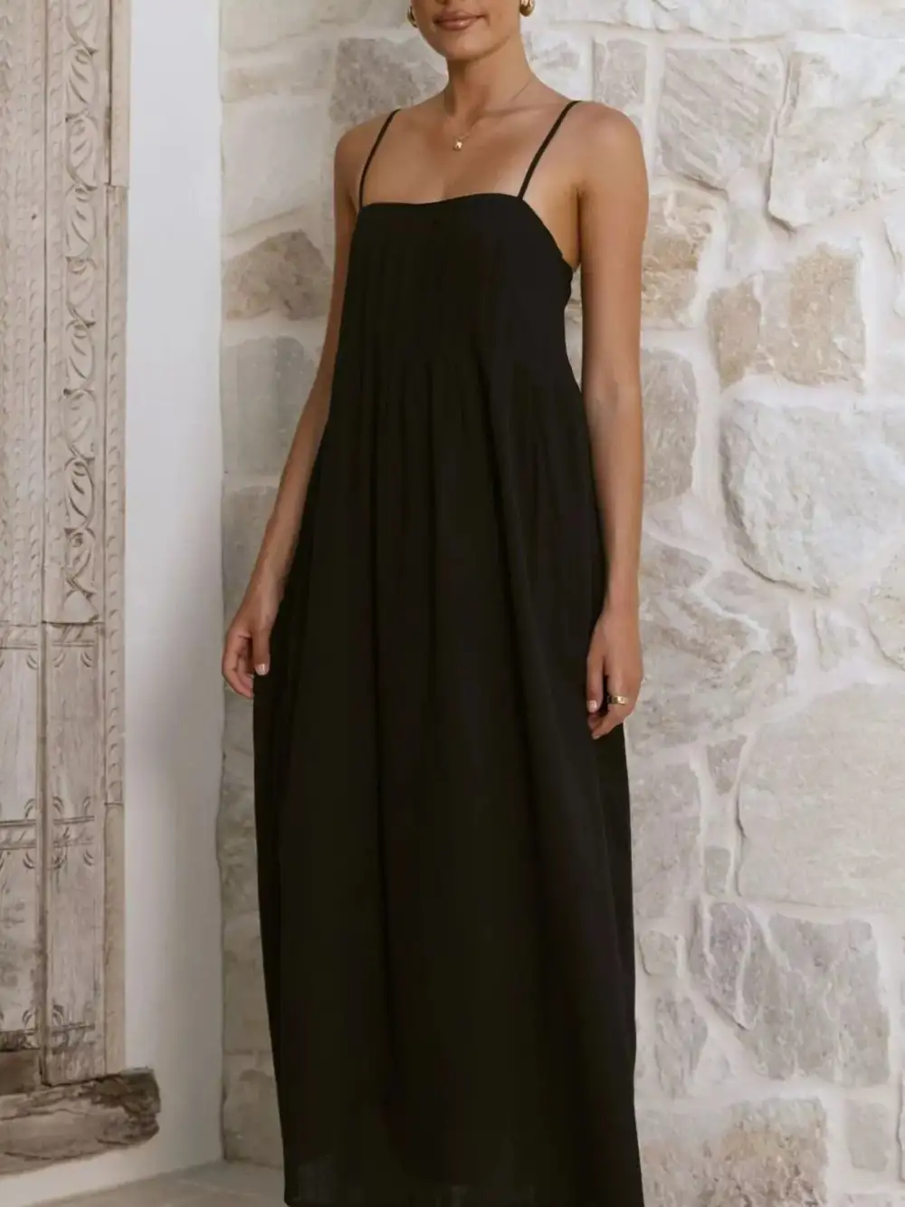 Polished Detail Pleated Midi Dress