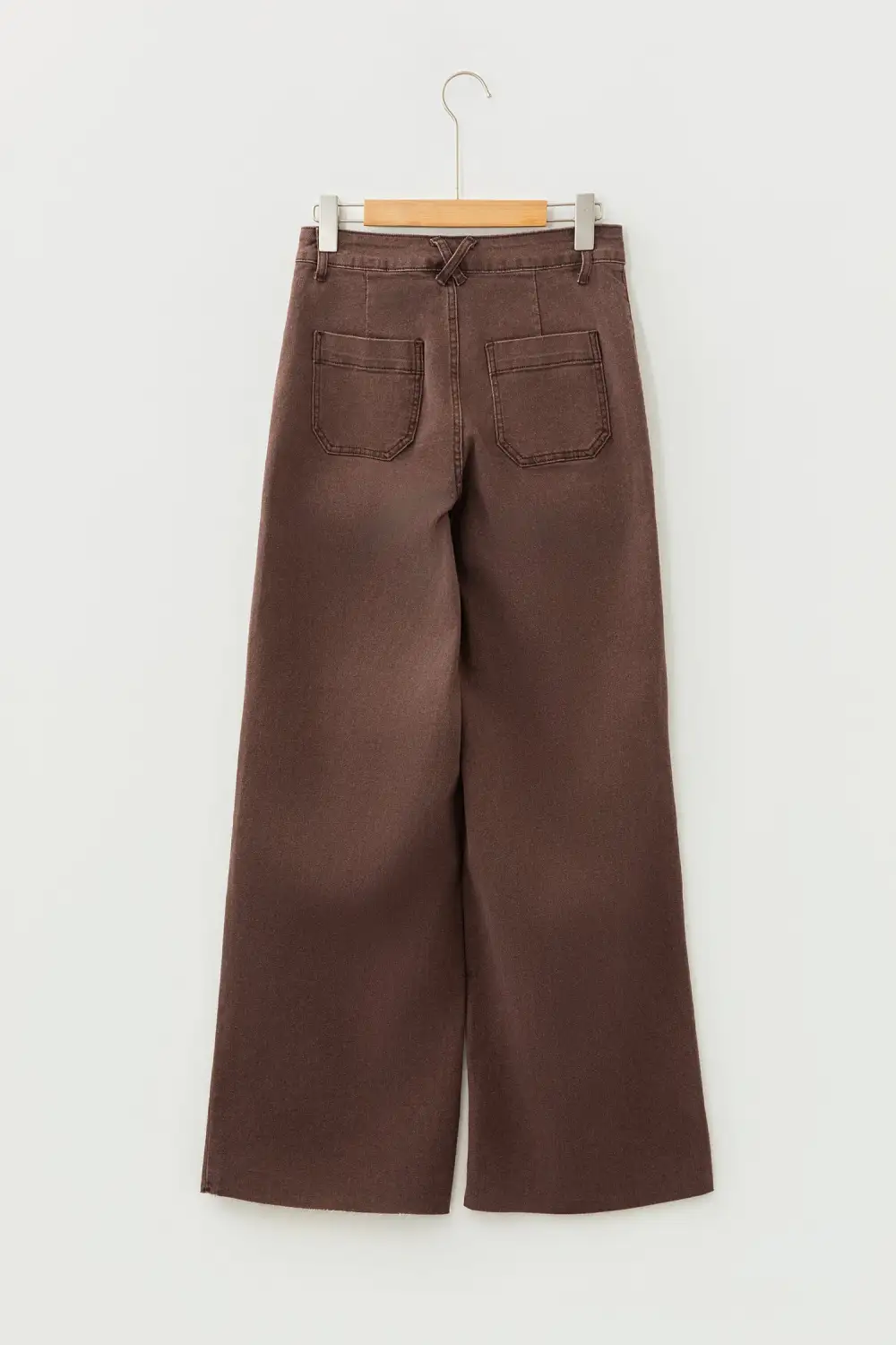 Clean Cut Buttoned Denim Jeans
