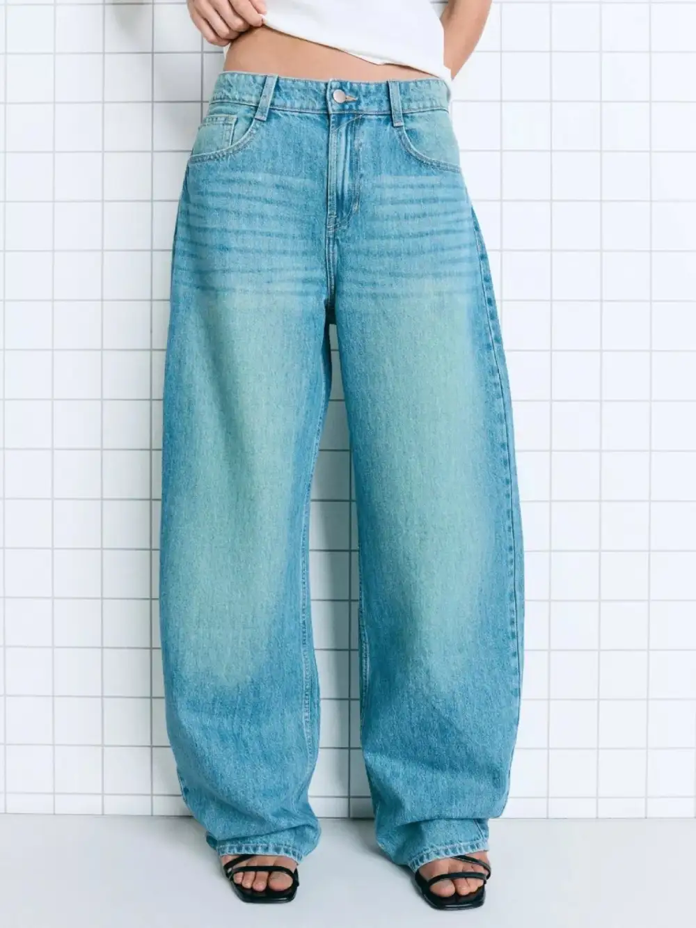 Polished Wide Leg Washed Denim Jeans
