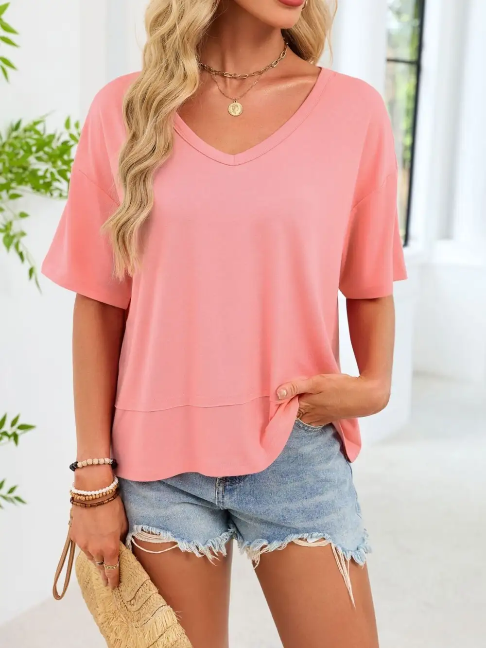 Easygoing V-neck Relaxed Fit T-shirt