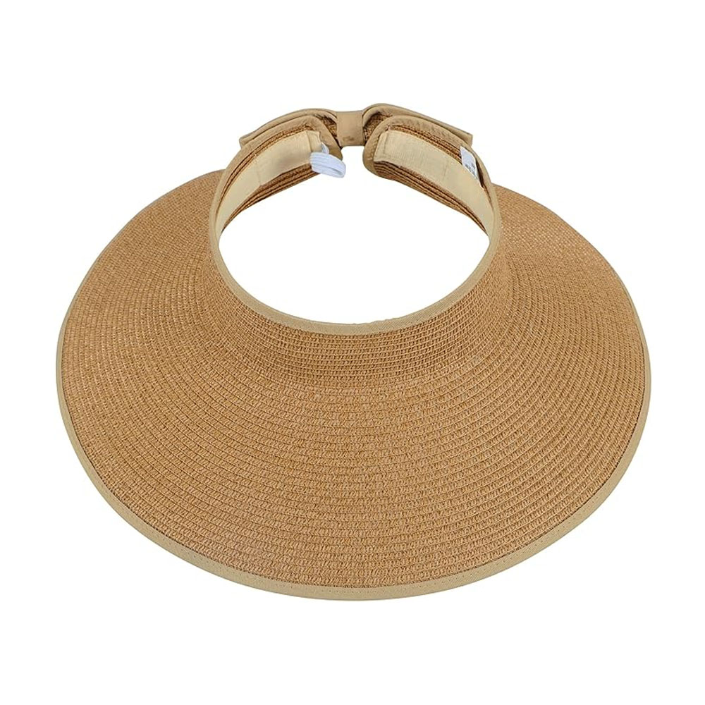 Wide-brimmed straw sun hat