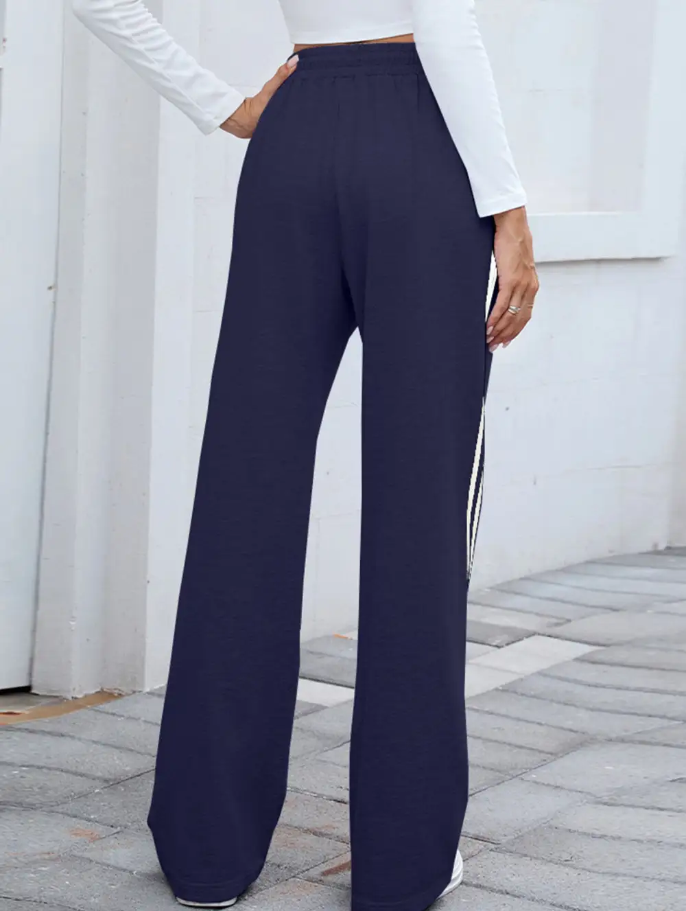 Tie Waist Wide-Leg Sweatpants