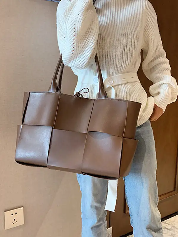 Practical Everyday Shoulder Bag