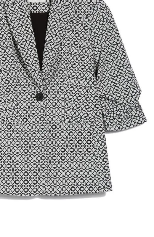 The Slight Stretch Blazer