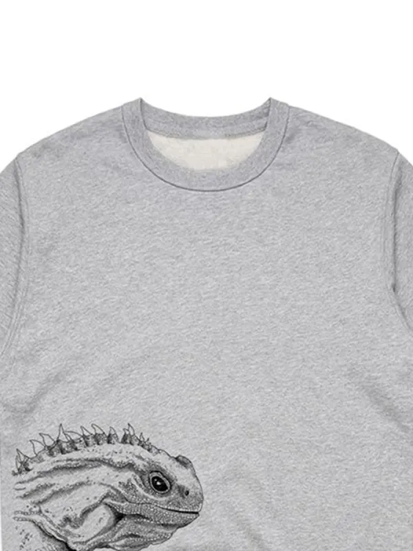Simple and fashionable lizard pattern versatile casual sports shirt