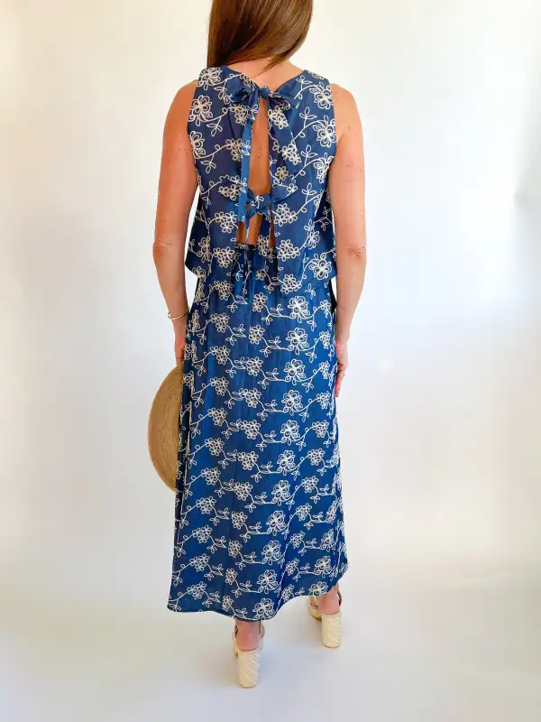 Embroidered Top And Skirt Set