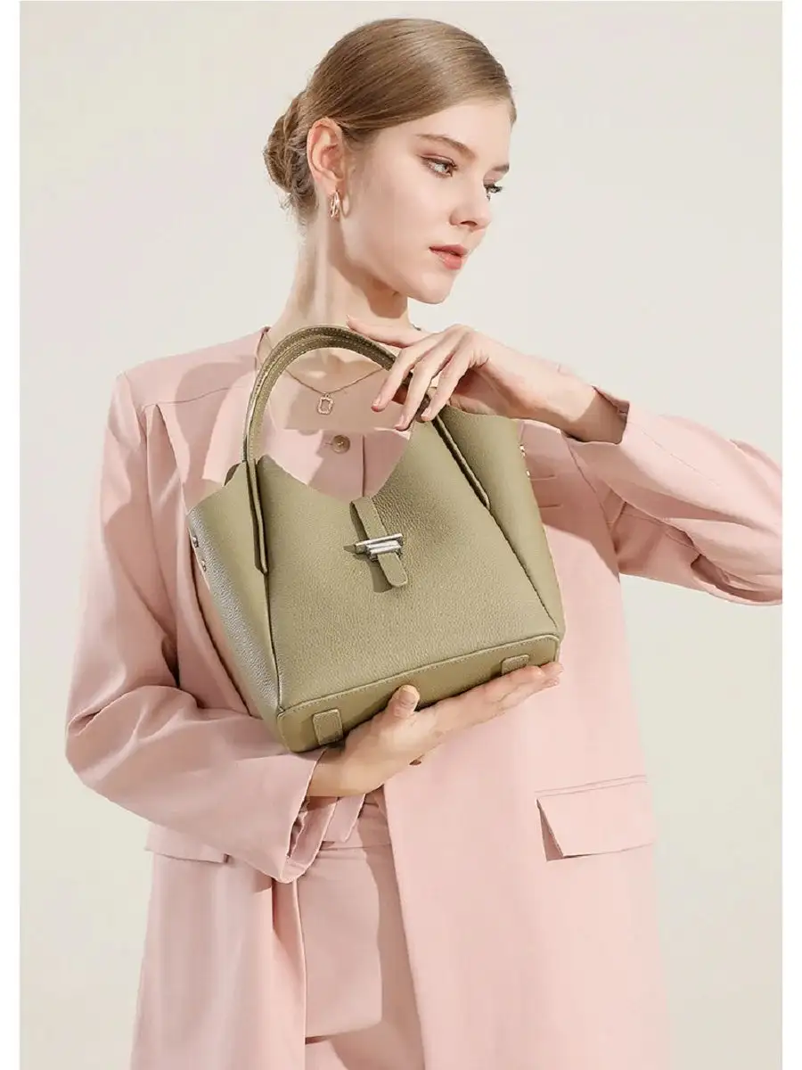 Premium Genuine Leather Bucket Bag Spacious Versatile