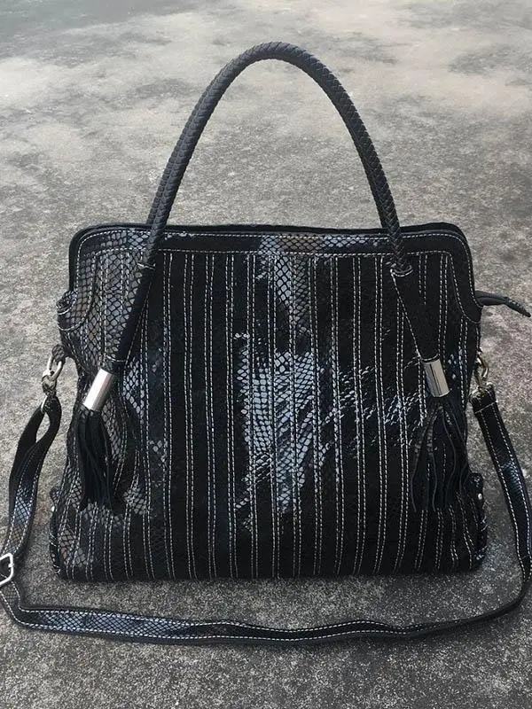 Refined Modern Shoulder Bag