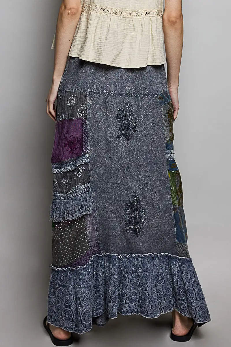 Sleek Ruffle Trim Lace Detail Skirt