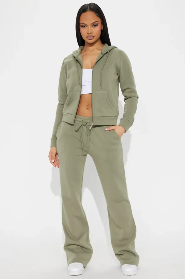 Candace Lounge Set – Sand | Cozy. Chic. Complete.