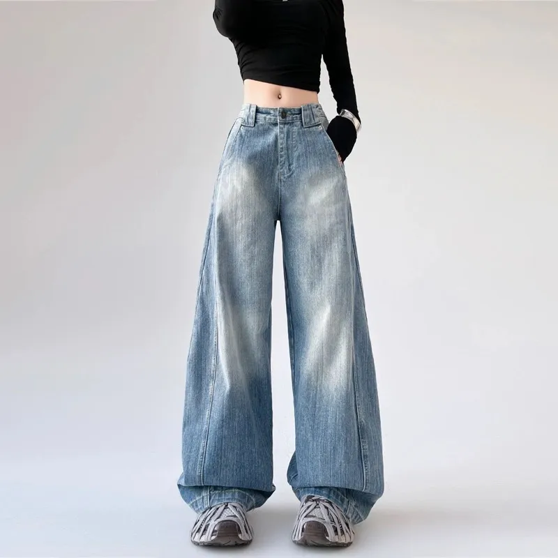 Statement Wide Leg Curved Leg Banana Leg Jeans