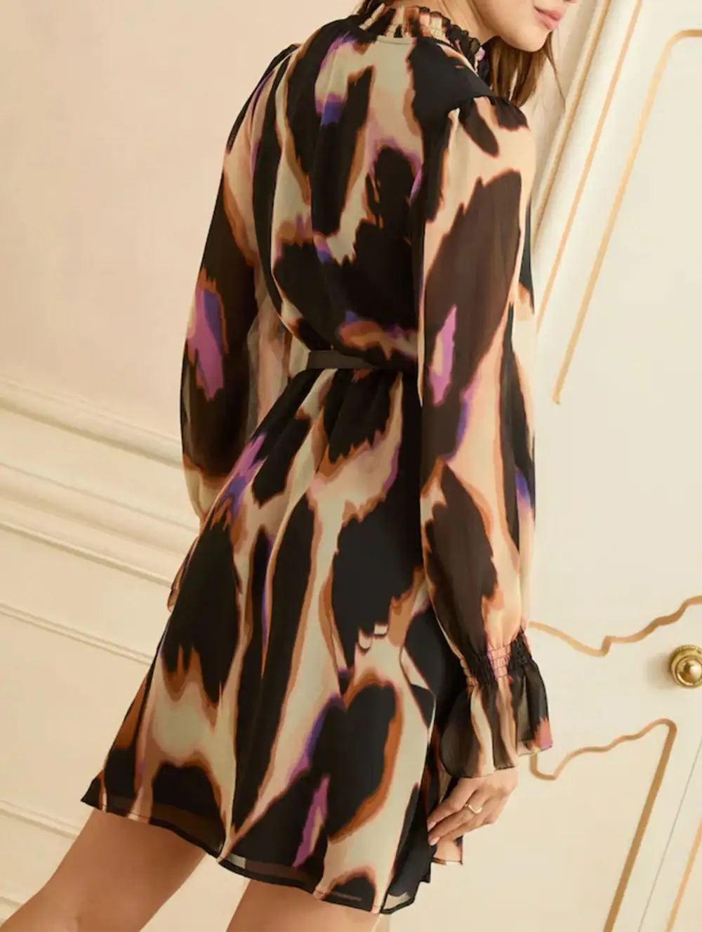 Printed V-Neck Bell Sleeve Slim Dress