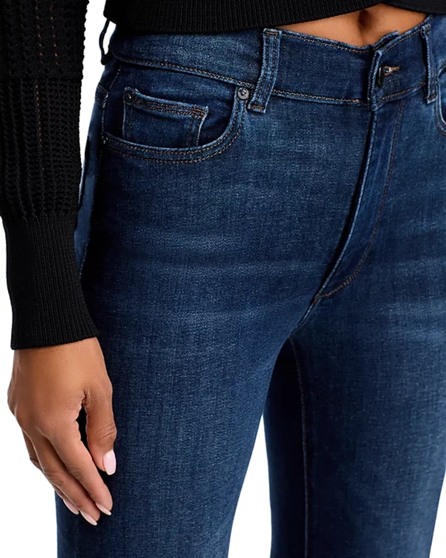 Bootcut High Rise Jeans in Dark Indigo