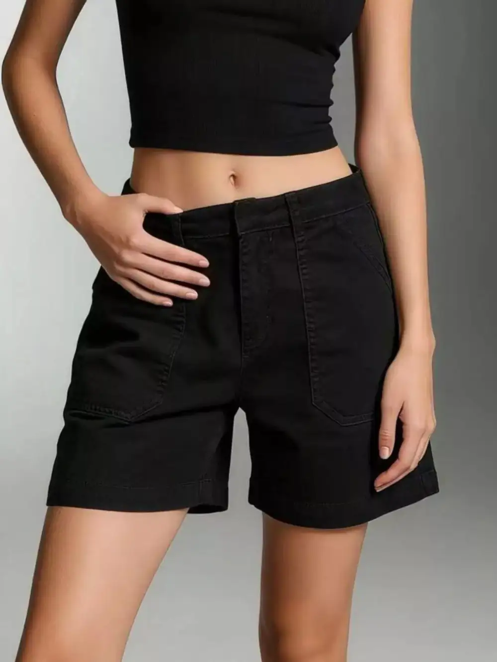 Weekend Pocket Detail Shorts