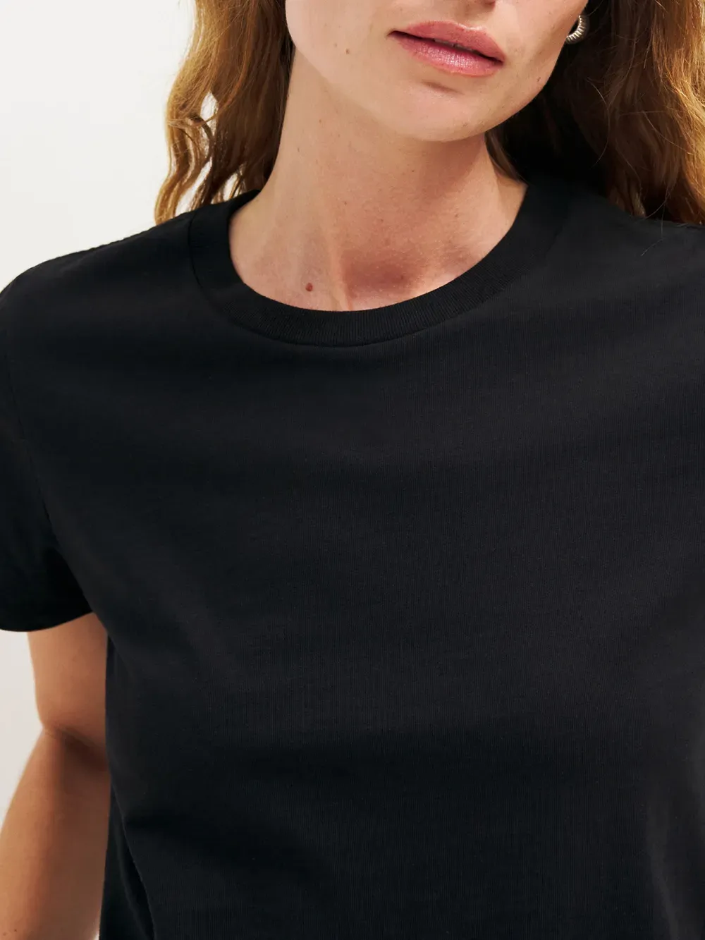 Classic Ribbed Trim Crew Neck T-Shirt