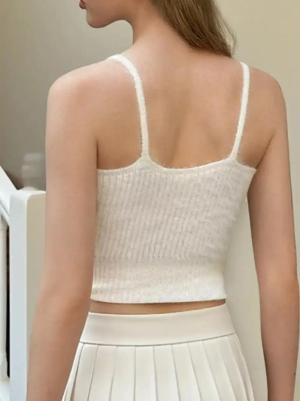 Cropped Bow Scoop Neck
