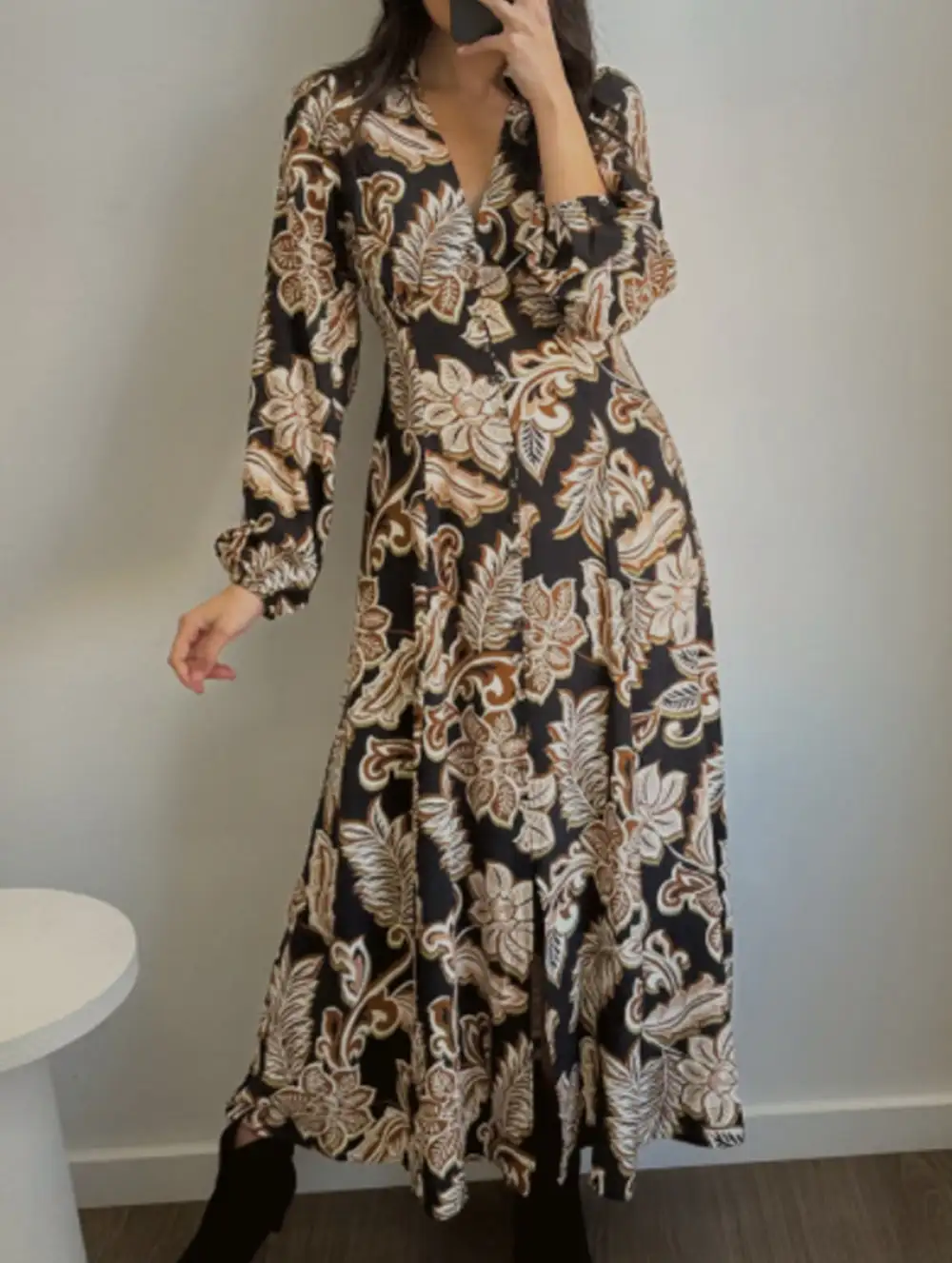V-Neck-Neck Long-Sleeved Dress Waist