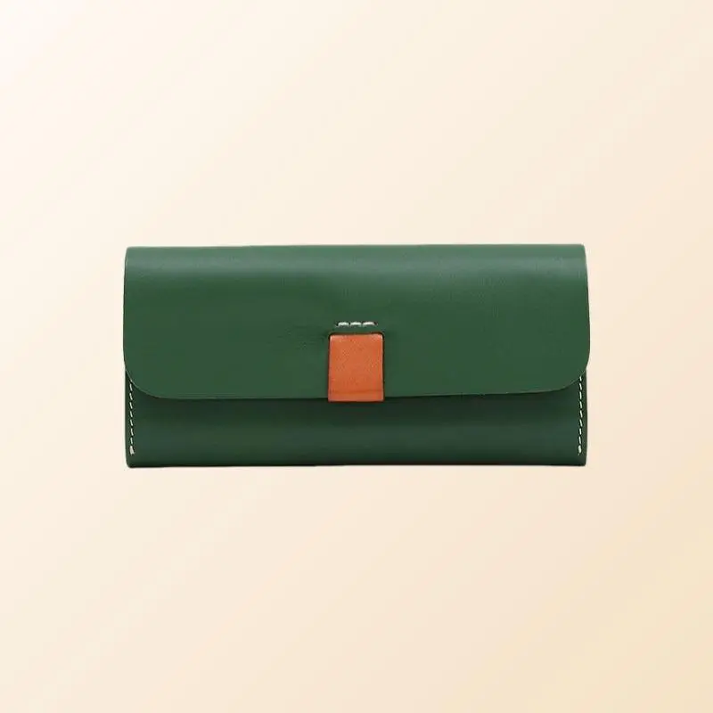 Women's Organized Leather Wallet