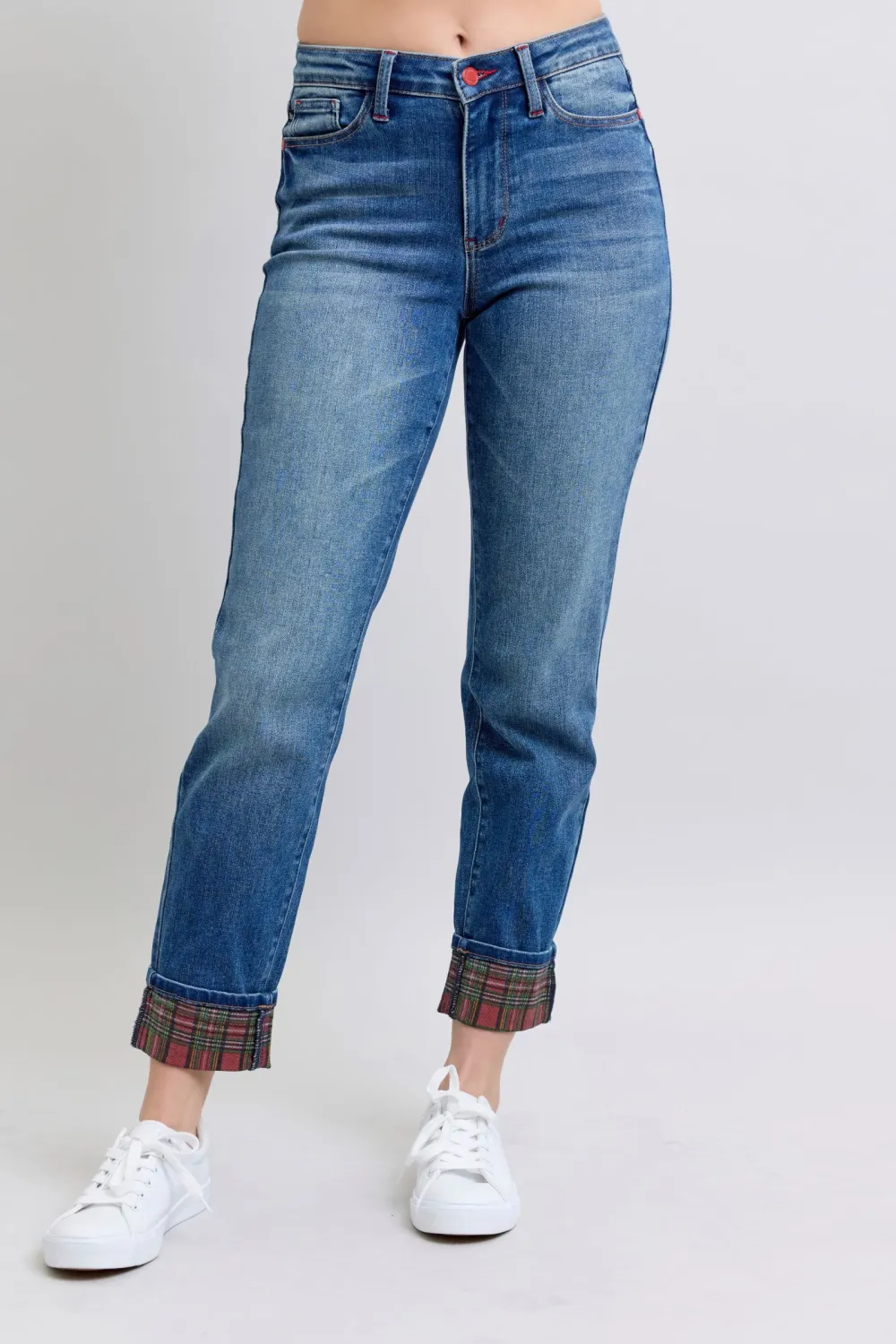 Relaxed Washed Pocketed Stretch Straight Leg Jeans