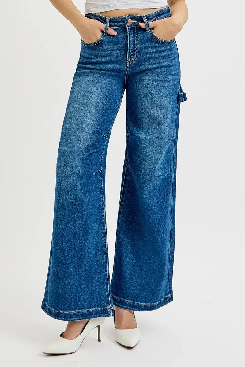 Minimal High Rise Wide Leg Jeans